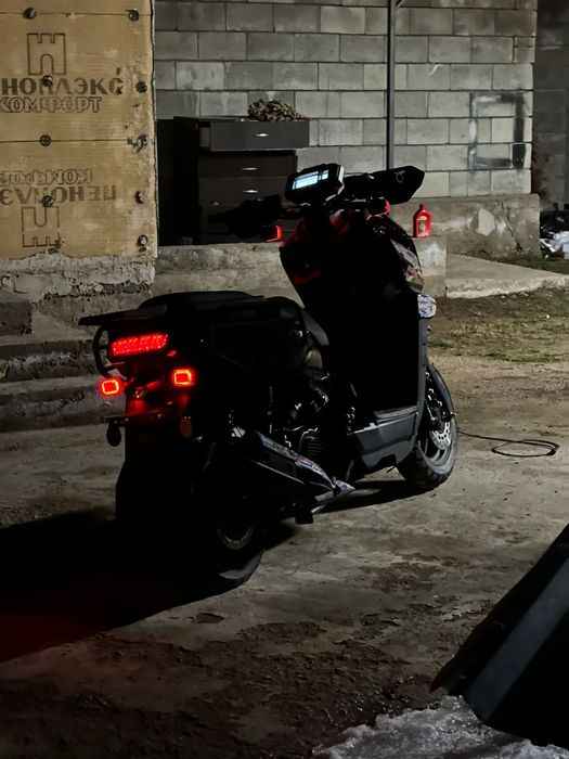 Танк мопед Черный цвет