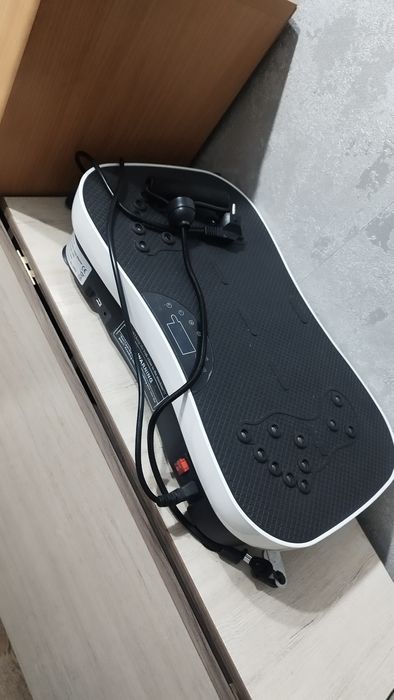 Продам виброплатформу новую с коробкой