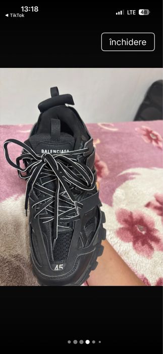 Balenciaga track