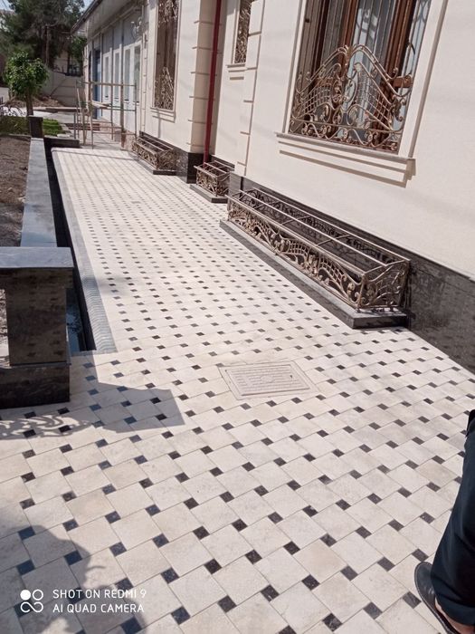 Kafel, soʻkil va burchatka ustasi. Oʻz ishini professional ustalari.