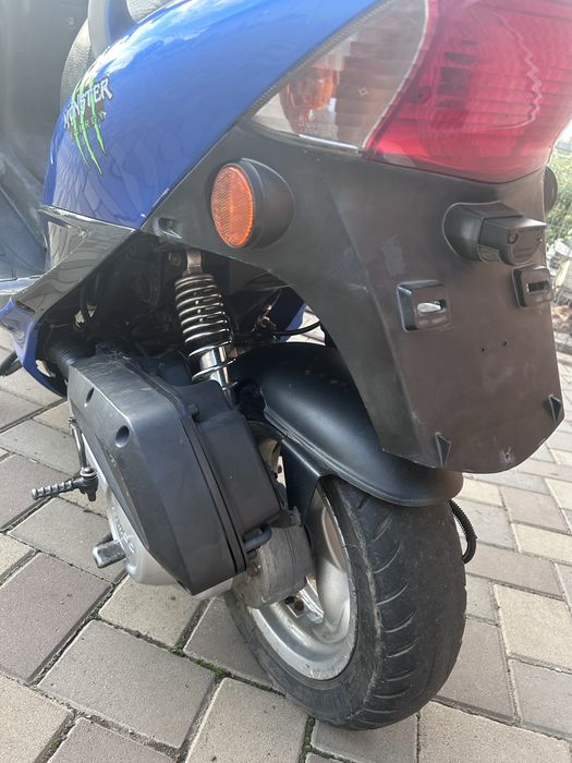 Vand scuter kymco 125cc