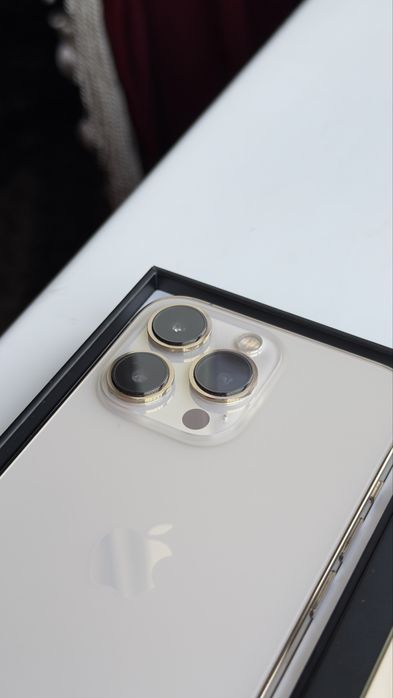 iPhone 13 Pro Gold