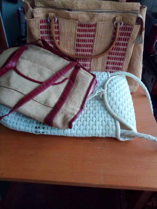 Дамски чанти-нови и напълно запазени