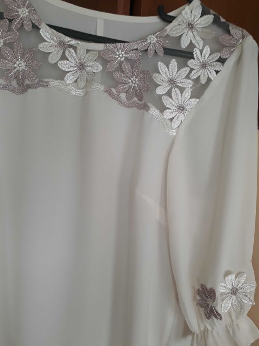 Bluza / Ie cu broderie M