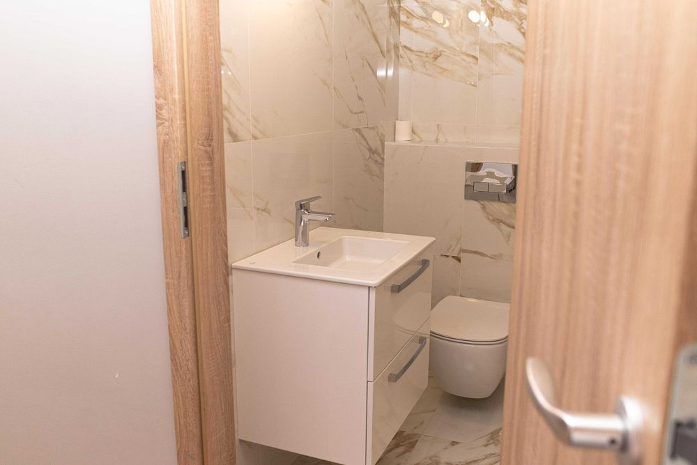 Chirie apartament 3 camere, bloc nou, zona Spital Judetean Oradea