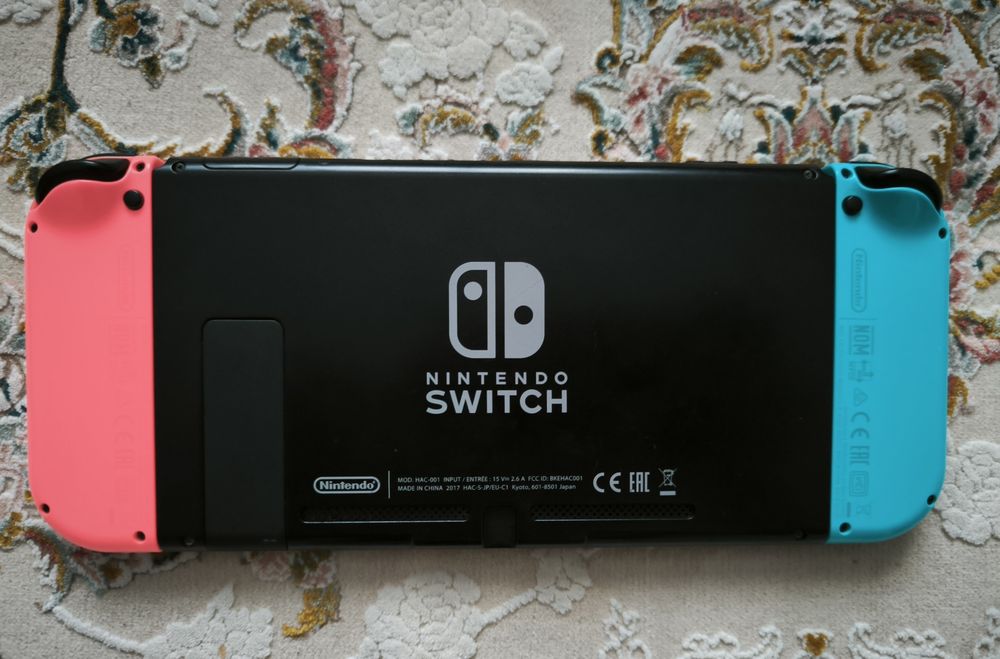 Прошитая Nintendo Switch 1rev