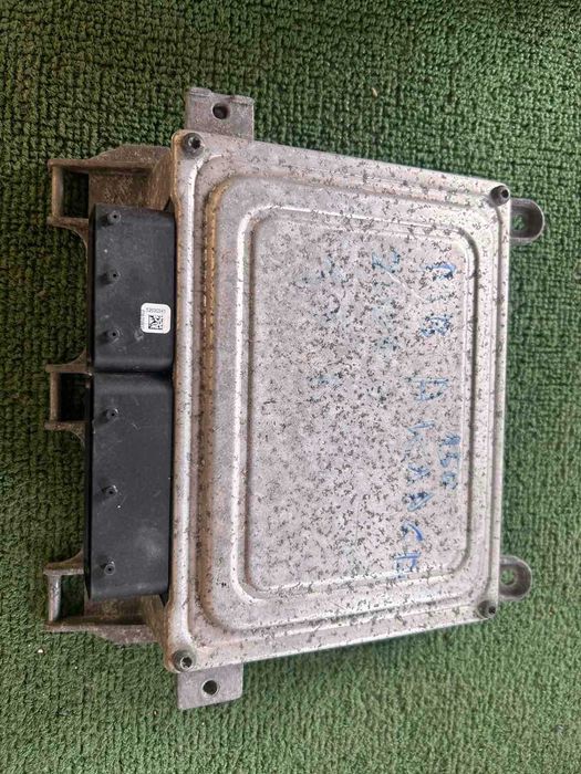 двг компютър ECU Mercedes a klass W169 модел 2004-2014г. #033S.