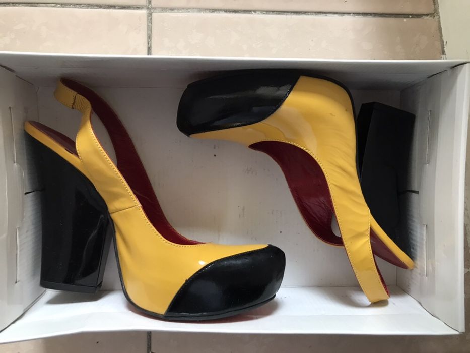 Туфли 2 пары новых туфлей, Пр-во Турция, 37 р.