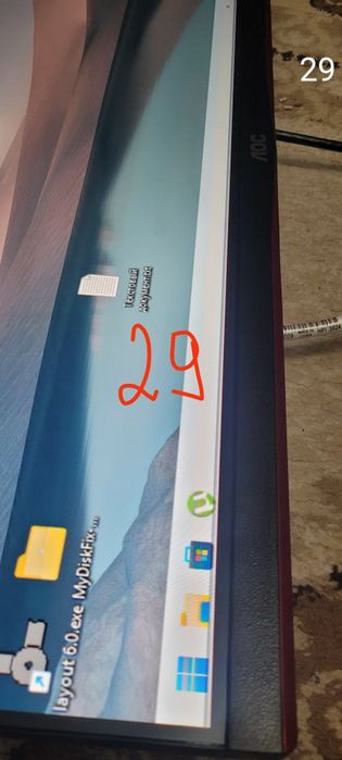 Продам недорого  мониторымониторы