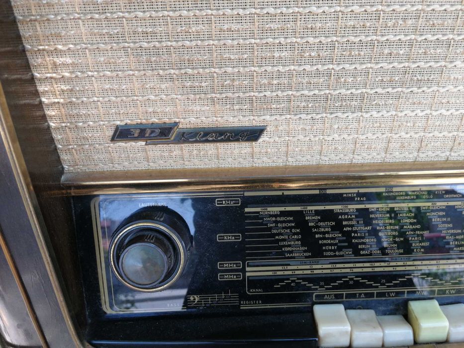 Grundig vintage collection classic radio
