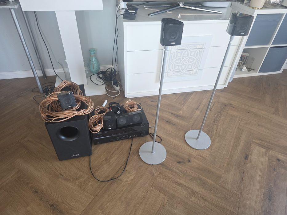 vand sistem audio receiver Yamaha + boxe 5.1 Canton + suporti boxe + cabluri