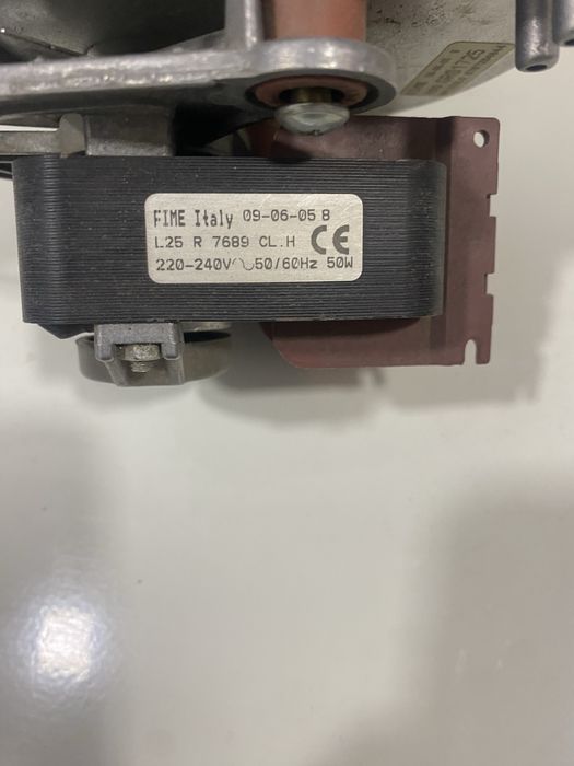 Ventilator centrala termica bosch junkers