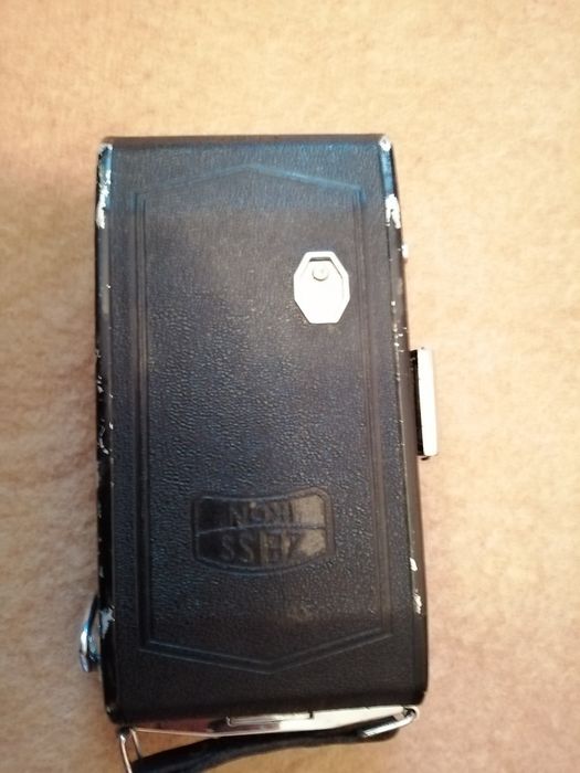 Антикварен фотоапарат Ikon