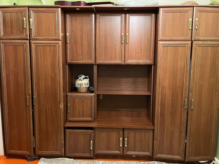 Гарнитур ені 3м узындыгы 2,5м шкаф