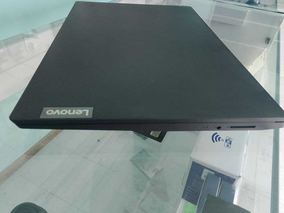 Lenovo Ideapad S145 Noutbuki sotiladi