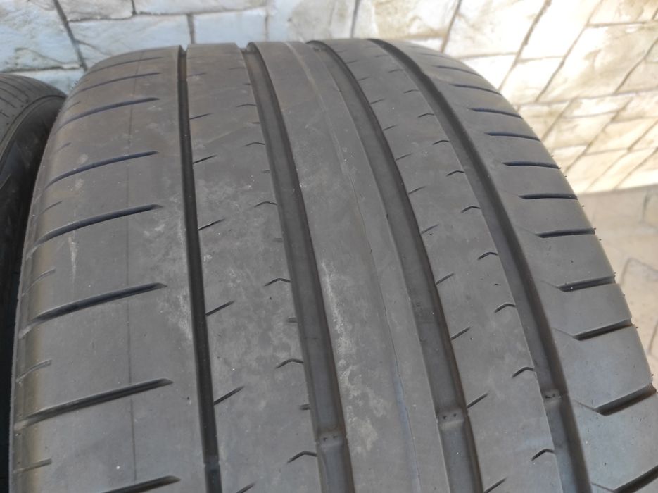 Летни гуми Pirelli 285/40/22 и 325/35/22