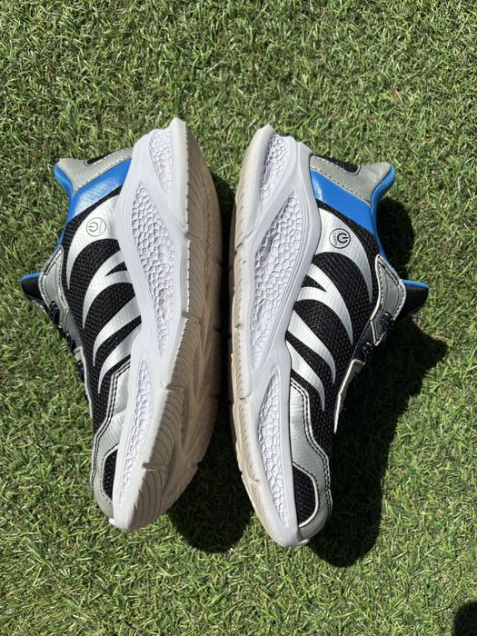 Adidasi Skechers 34