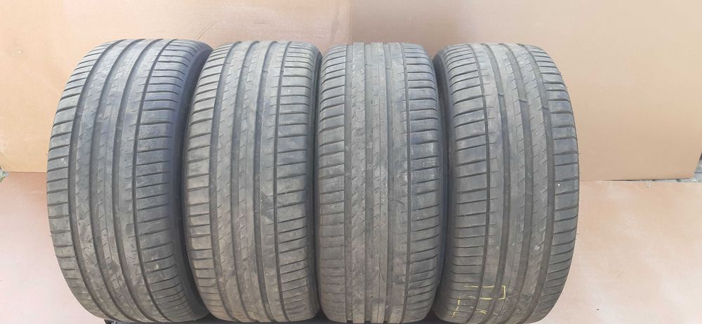 4 бр летни гуми Michelin 265/40R22 DOT 0621