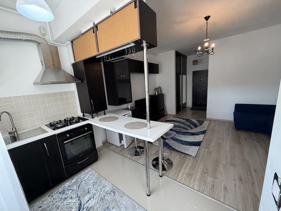 Inchiriez garsoniera