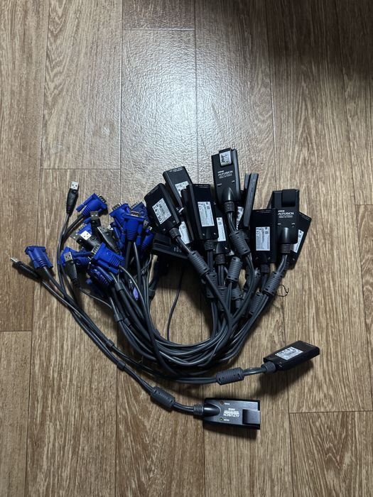 Vand kvm-uri KA7570 in stare perfecta de functionare