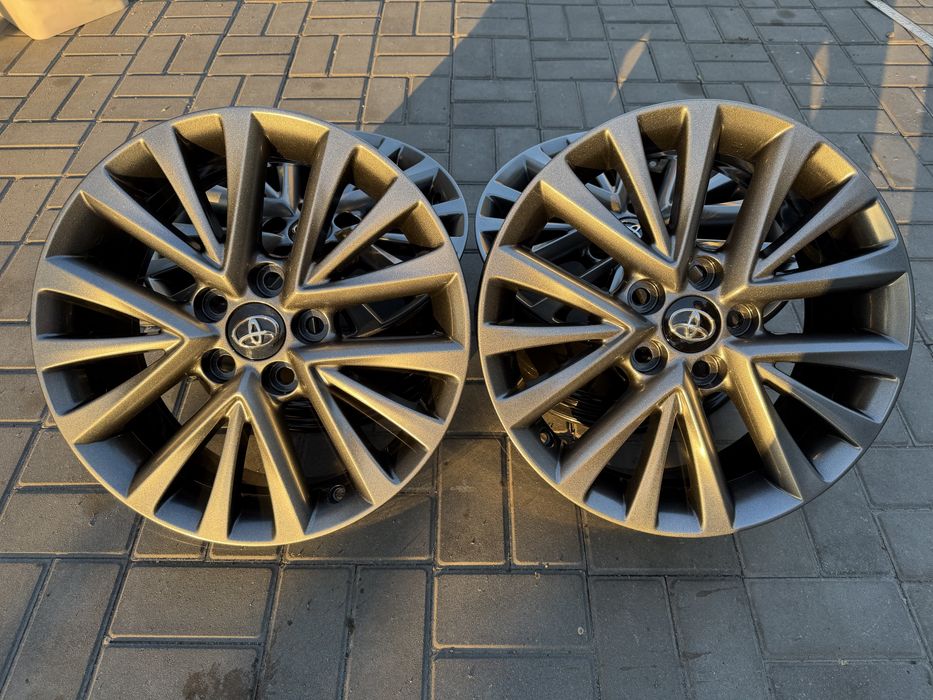 Диски от тойота камри 55 оригинал r17