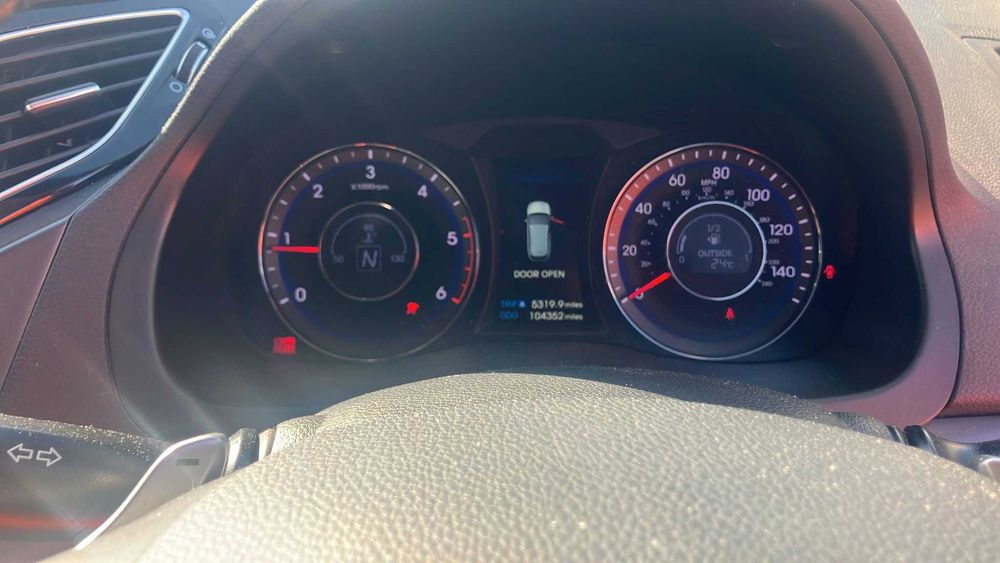 Dezmembrez Hyundai i40 2014