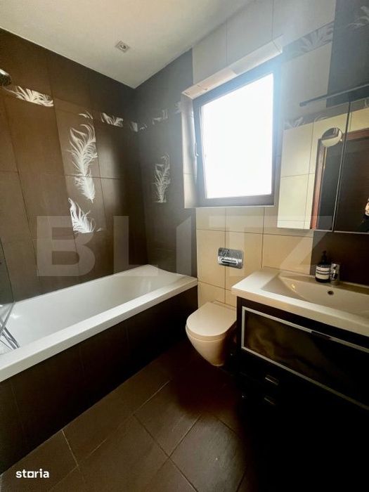 Apartament unicat ultracentral – 137 mp, etaj intermediar, 2 balcoan