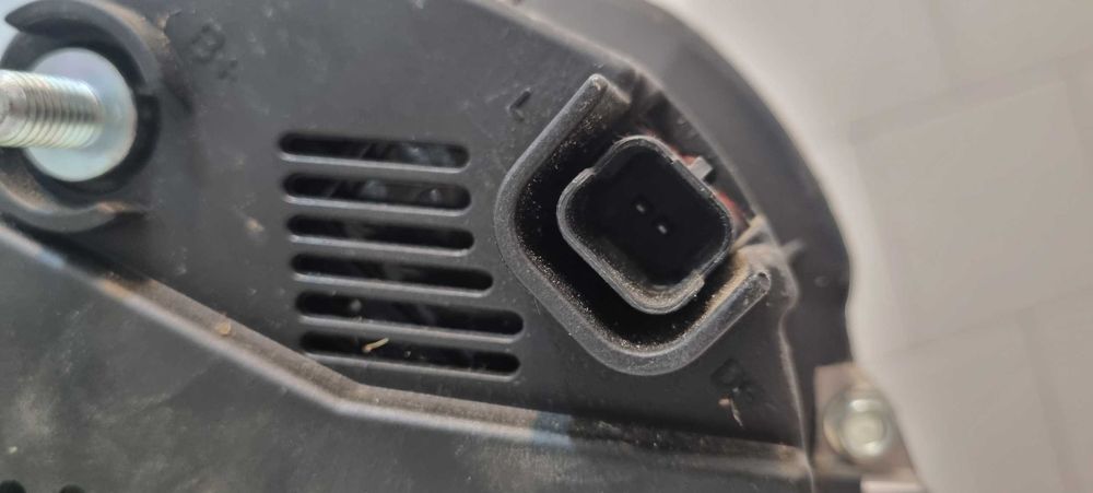 Alternator Dacia Duster - Messmer