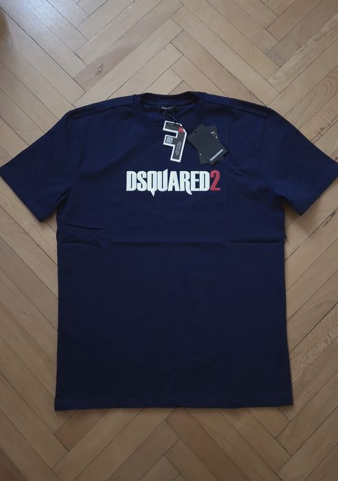 НАМАЛЕНИЕ! Оригинална мъжка тениска Dsquared. -  Размер Л - ЧИСТО НОВА