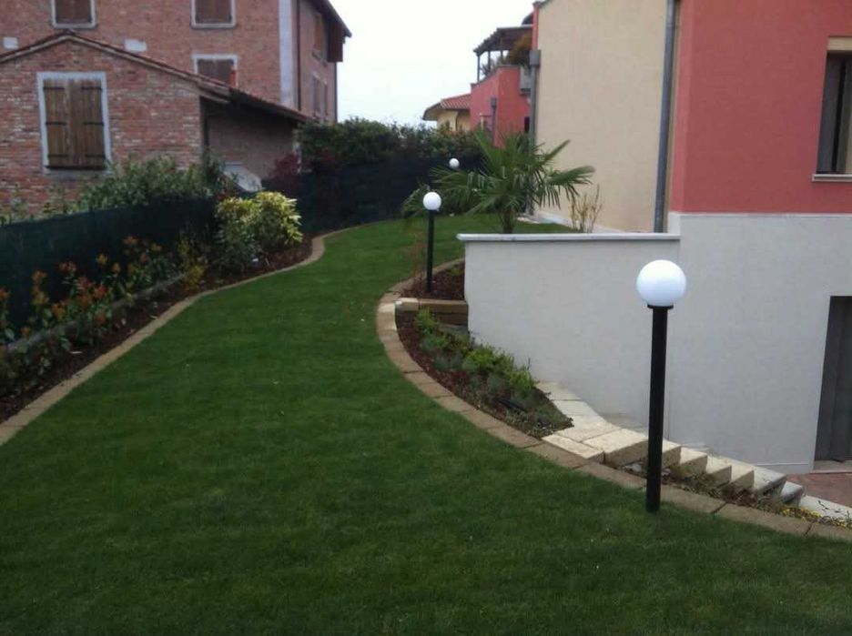 Amenajări și întreținere spații verzi