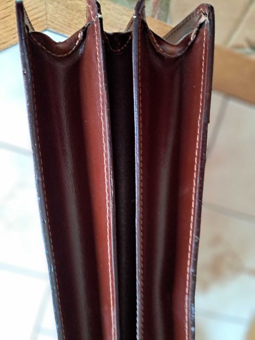 Servieta maro  din piele