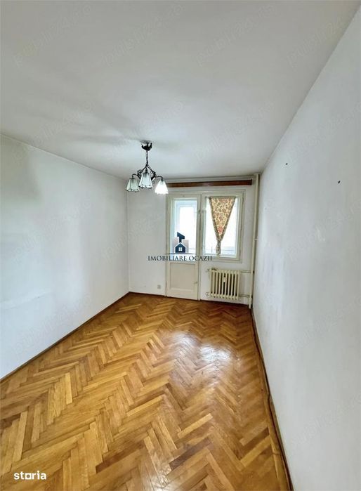 Apartament 3 Camere Semidecomandat Bd.Alexandru Obregia