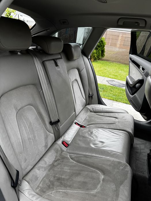 Vând Audi A4 B8.