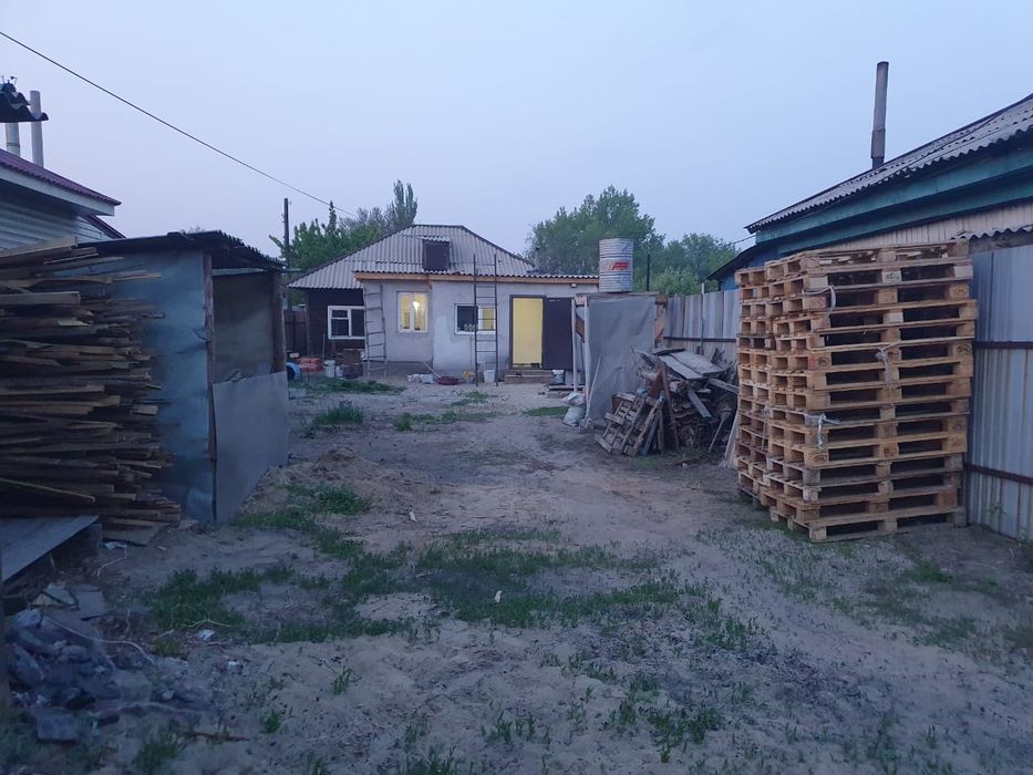Продам  дом район дальней