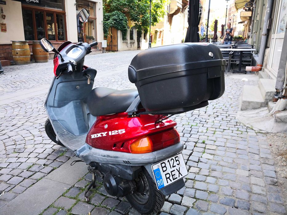 SCUTER 125 cmc Stare buna, Se poate conduce cu Categoria B125