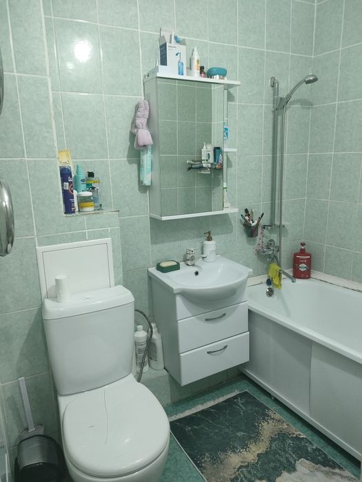 Продам 4-х комнатную квартиру