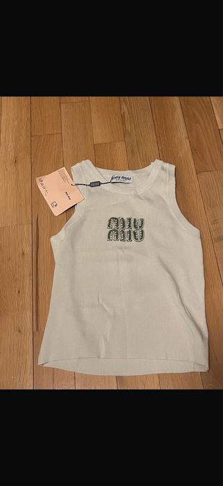 Top Miu Miu, Nou