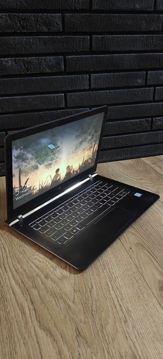 Laptop HP Spectre negru/gold