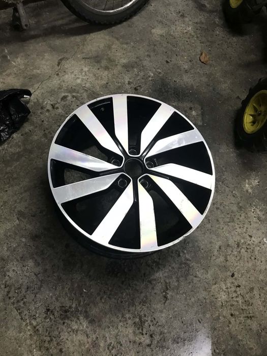 2 бр. Оригинални джанти VW Passat 18”