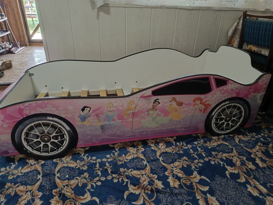 Кровать детская для девочек