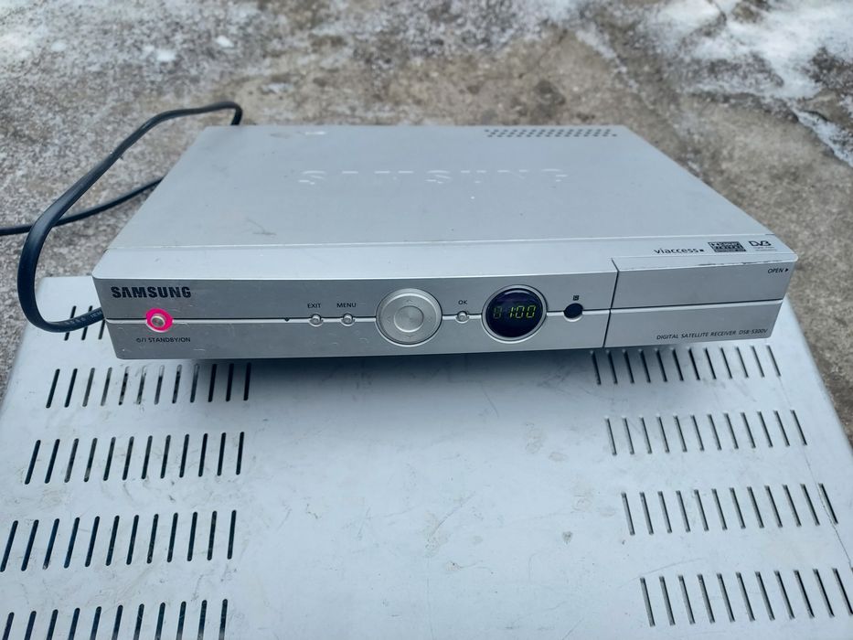 Receptor satelit FTA