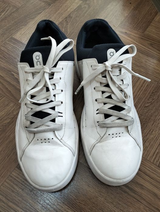 Adidași On Cloud Roger Federer și Nike Mercon