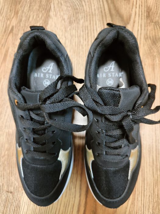 Дамски маратонки със скрита платформа