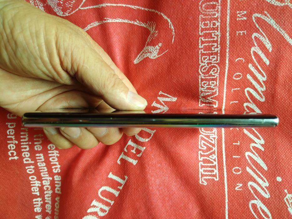 Продаю Samsung Note 10 на запчасти