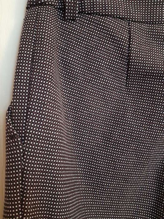 Нов дамски, цвят БОРДО панталон на DAPHNE