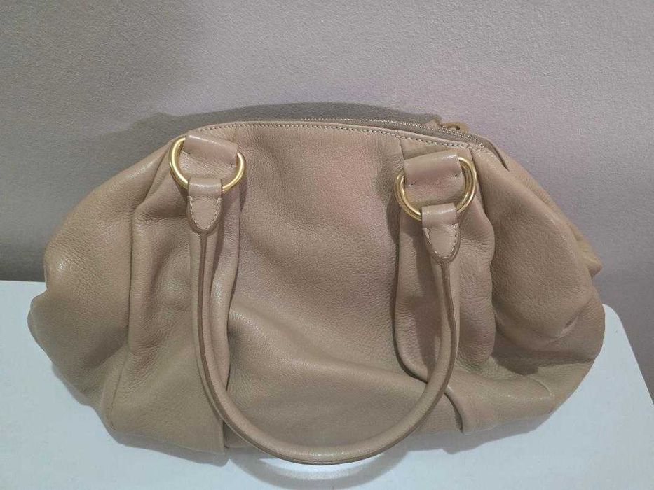 Vând geantă Prada originală