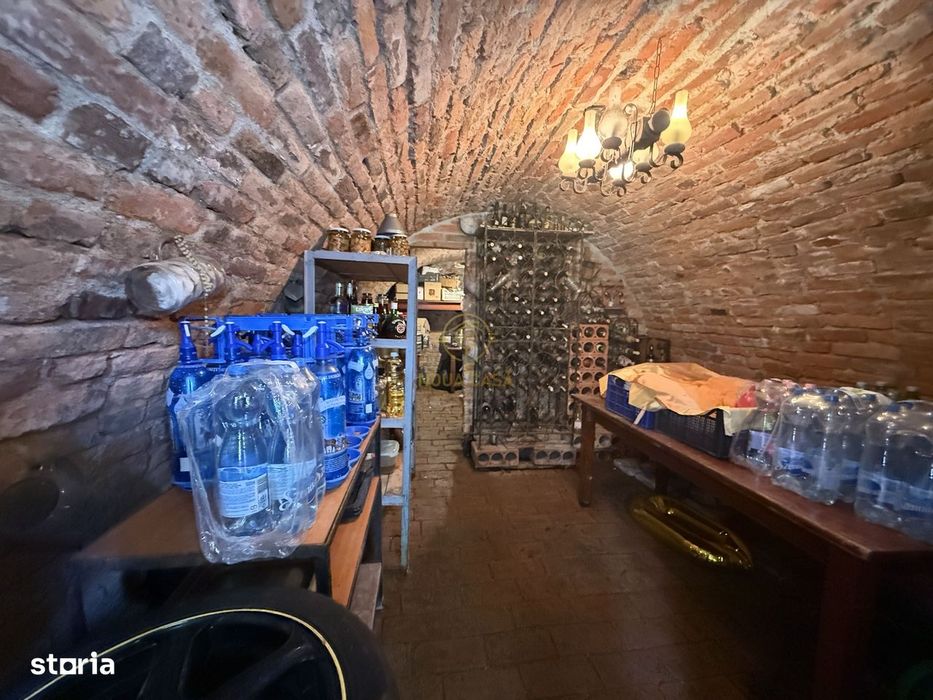 De vanzare Casa cu 4 camere si teren de 4.839mp/Utilata/Mobilata