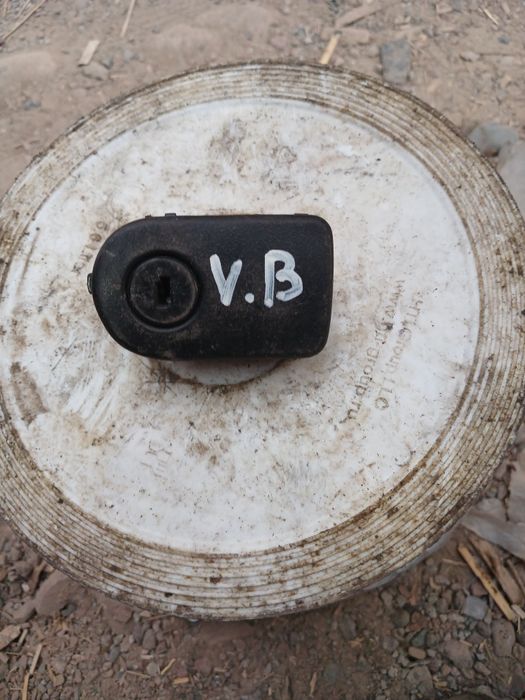 Замок бордачка Опель Вектра В в оригинале