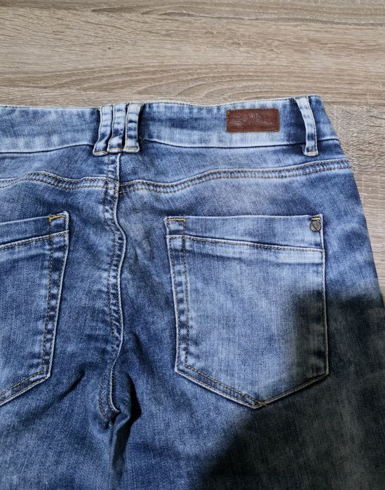 Blugi Esprit mărimea 28/32