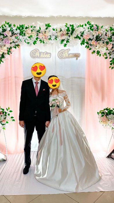 Продам свадебное платье